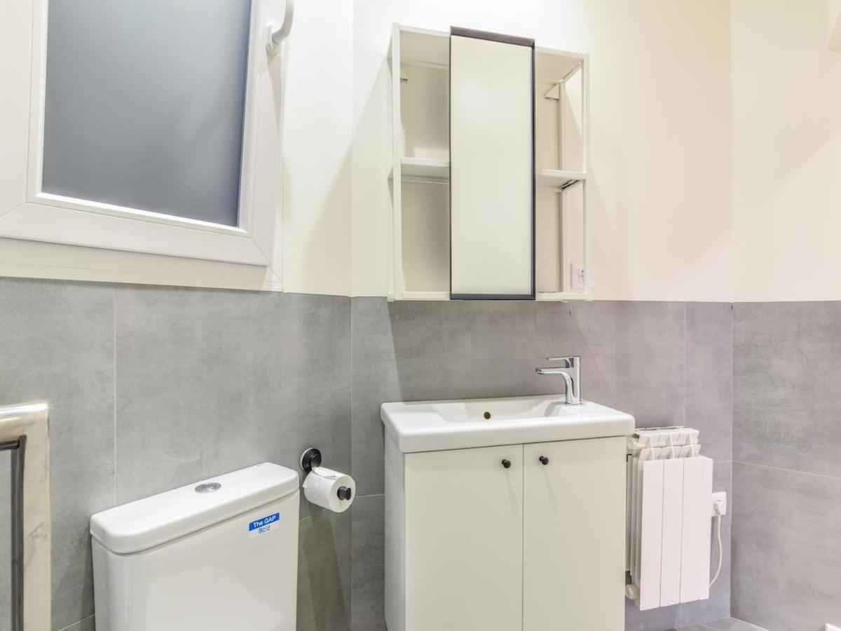 Apartamento En Plaza De Canalejas Apartment Madrid Ngoại thất bức ảnh