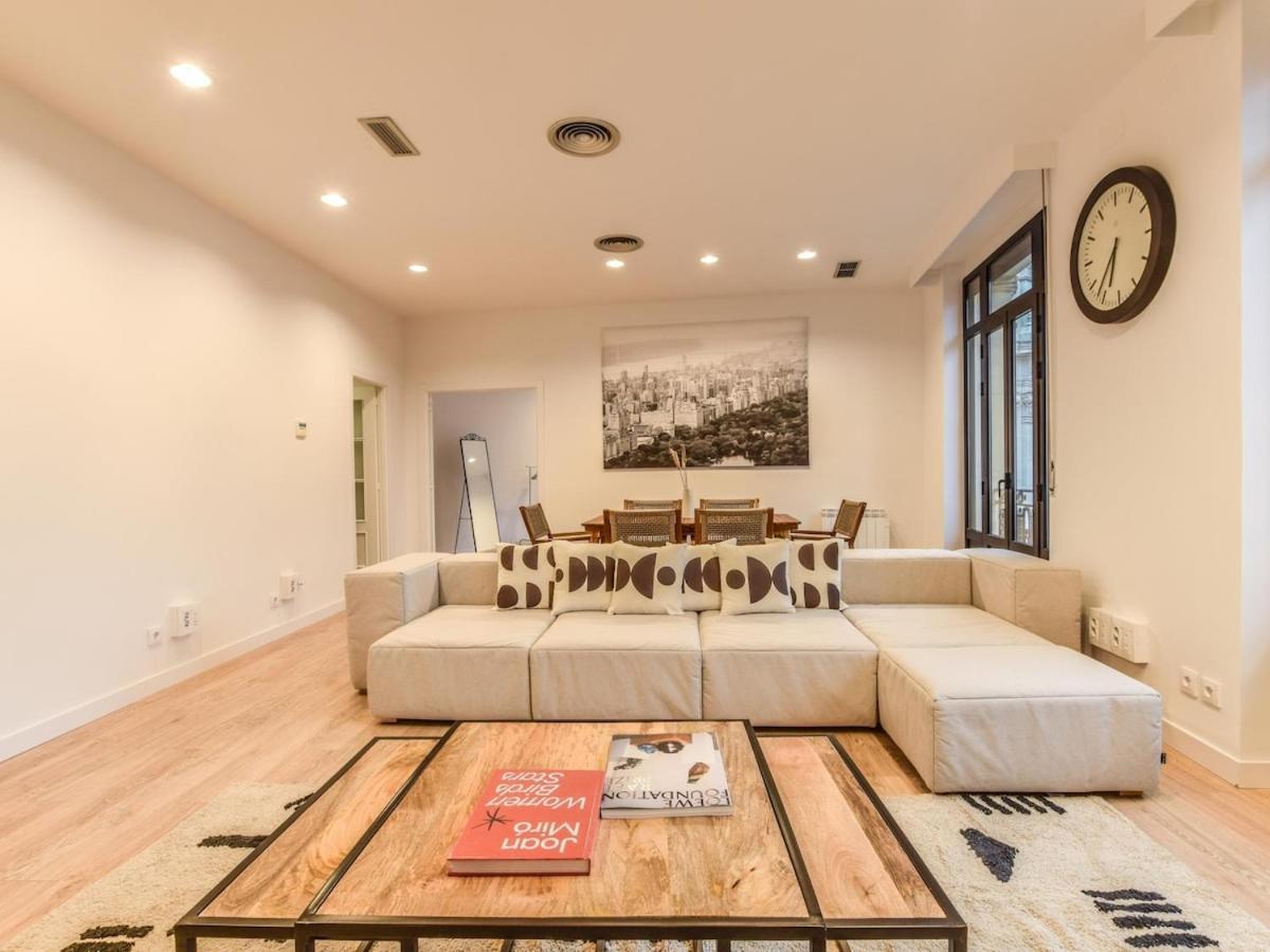 Apartamento En Plaza De Canalejas Apartment Madrid Ngoại thất bức ảnh